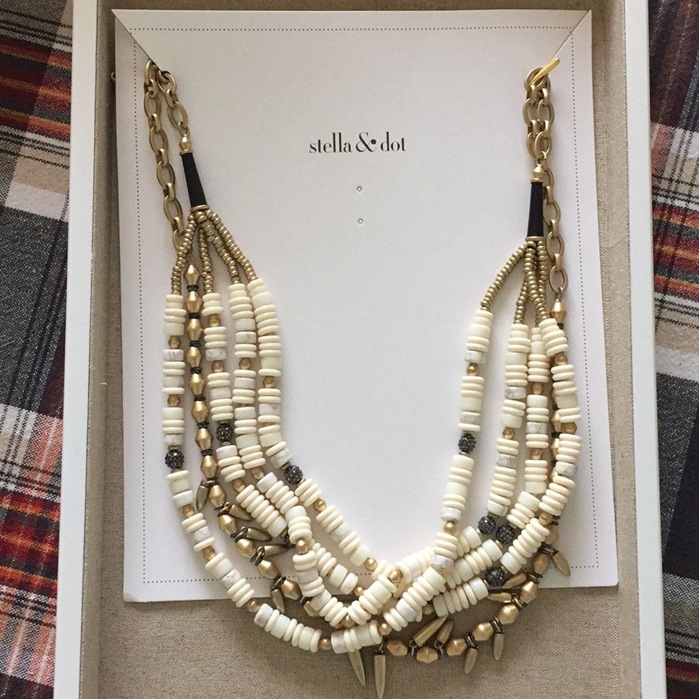 Stella and Dot Nomad Statement Necklace